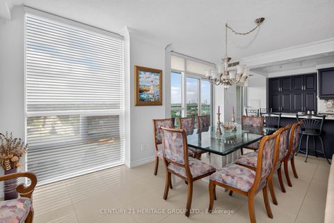 Photo 7 at 905 - 88 Promenade Circle, Brownridge, Vaughan