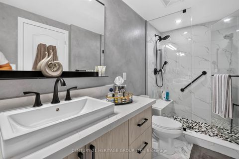 Photo 14 at 905 - 88 Promenade Circle, Brownridge, Vaughan