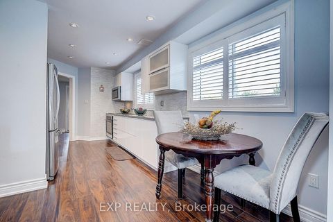 Photo 12 at 626 Walpole Crescent, Wyndham, Newmarket