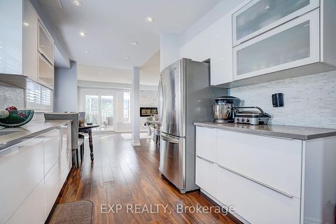 Photo 15 at 626 Walpole Crescent, Wyndham, Newmarket