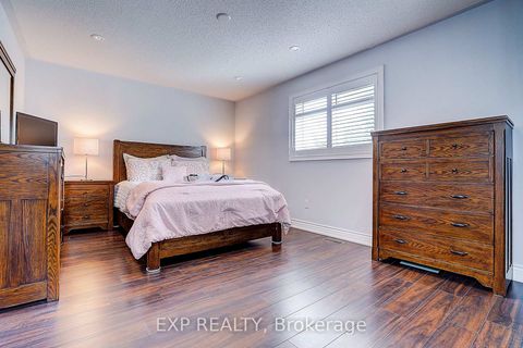 Photo 18 at 626 Walpole Crescent, Wyndham, Newmarket