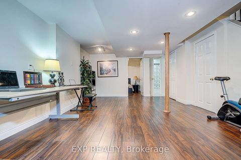 Photo 24 at 626 Walpole Crescent, Wyndham, Newmarket