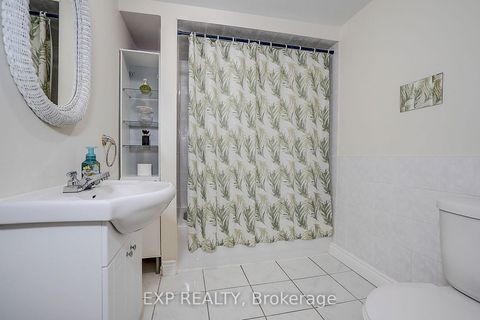 Photo 27 at 626 Walpole Crescent, Wyndham, Newmarket
