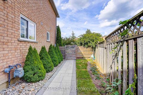 Photo 30 at 626 Walpole Crescent, Wyndham, Newmarket