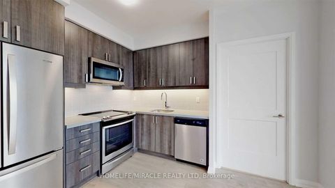 Photo 8 at 2914 - 7895 Jane Street, Concord, Vaughan