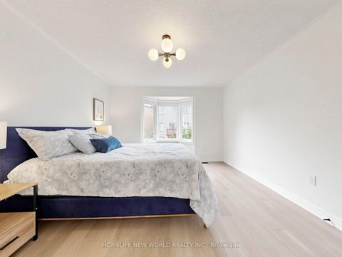 Photo 33 at 7 Monaco Crescent, Rouge Woods, Richmond Hill