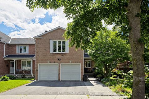 Photo 1 at 242 Badessa Circle, Brownridge, Vaughan