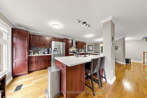 Photo 6 at 242 Badessa Circle, Brownridge, Vaughan