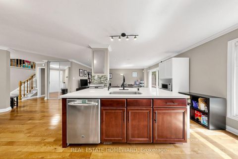 Photo 7 at 242 Badessa Circle, Brownridge, Vaughan