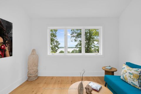 Photo 11 at 11 Crestwood Drive, North Shore, Barrie