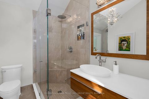 Photo 13 at 11 Crestwood Drive, North Shore, Barrie