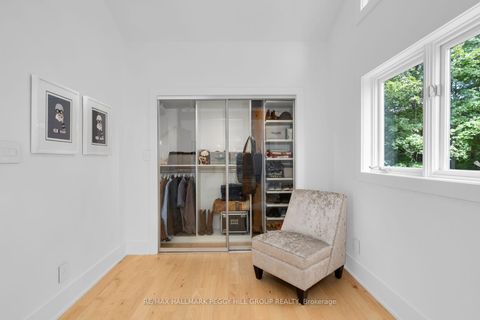 Photo 15 at 11 Crestwood Drive, North Shore, Barrie