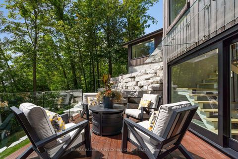 Photo 25 at 11 Crestwood Drive, North Shore, Barrie
