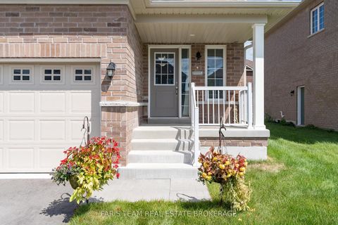 Photo 2 at 207 Cubitt Street, Stayner, Clearview