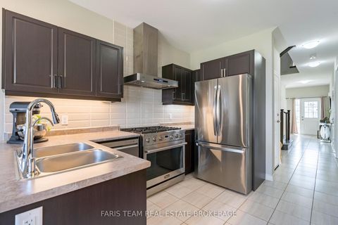 Photo 5 at 207 Cubitt Street, Stayner, Clearview