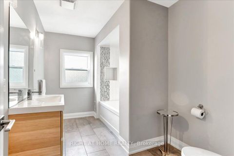 Photo 24 at 88 Cook Street, Codrington, Barrie