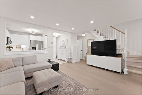 Photo 2 at A3 - 108 Finch Avenue W, Newtonbrook West, Toronto