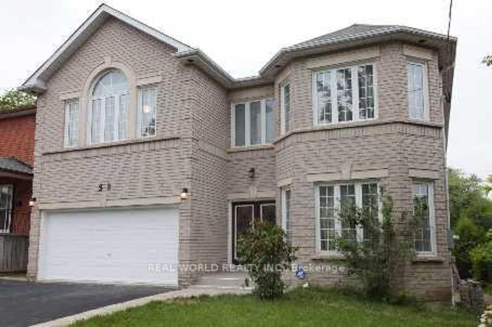 38 Connaught Avenue, Newtonbrook West, Toronto 