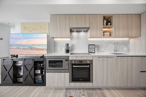 Photo 6 at 1602 - 17 Bathurst Street, Waterfront Communities C1, Toronto