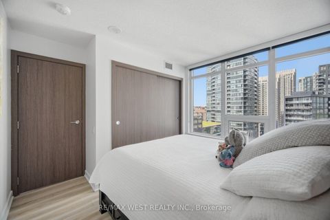 Photo 15 at 1602 - 17 Bathurst Street, Waterfront Communities C1, Toronto