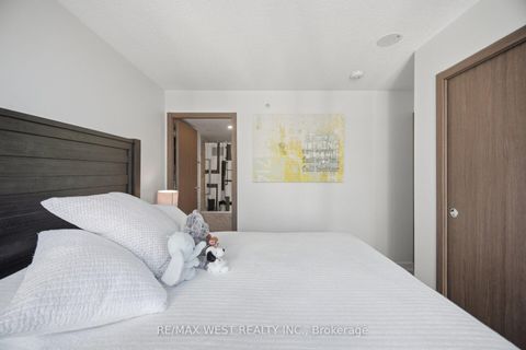 Photo 16 at 1602 - 17 Bathurst Street, Waterfront Communities C1, Toronto