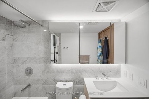 Photo 18 at 1602 - 17 Bathurst Street, Waterfront Communities C1, Toronto
