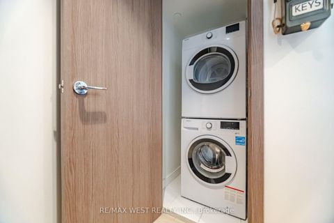 Photo 32 at 1602 - 17 Bathurst Street, Waterfront Communities C1, Toronto