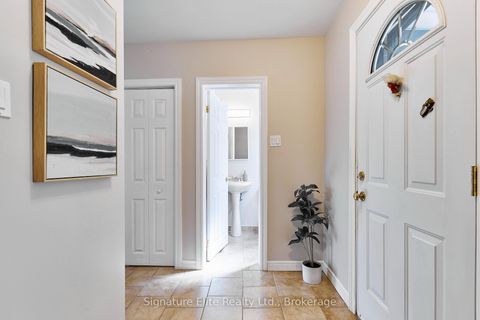 Photo 4 at 7 Lyncroft Drive, Guildwood, Toronto