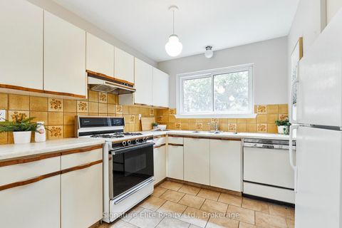 Photo 19 at 7 Lyncroft Drive, Guildwood, Toronto