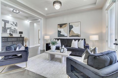 Photo 9 at 105 Morning Sparrow Drive, Kleinburg, Vaughan