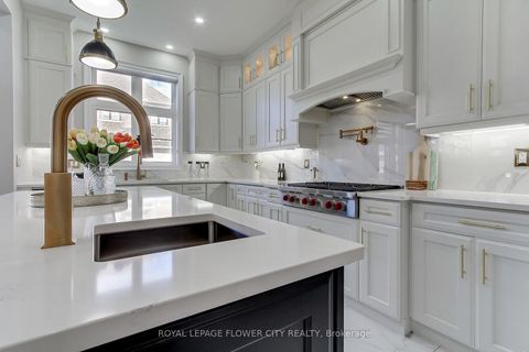 Photo 15 at 105 Morning Sparrow Drive, Kleinburg, Vaughan