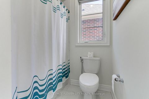 Photo 37 at 105 Morning Sparrow Drive, Kleinburg, Vaughan