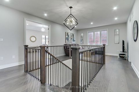 Photo 38 at 105 Morning Sparrow Drive, Kleinburg, Vaughan