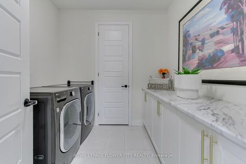 Photo 43 at 105 Morning Sparrow Drive, Kleinburg, Vaughan