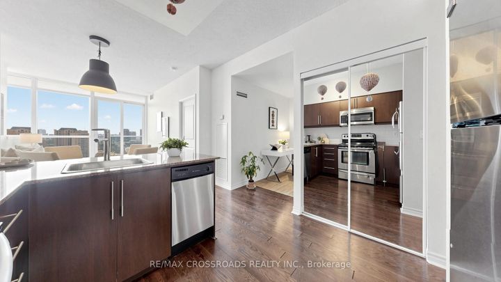 Photo 6 at 1401 - 2885 Bayview Avenue, Bayview Village, Toronto