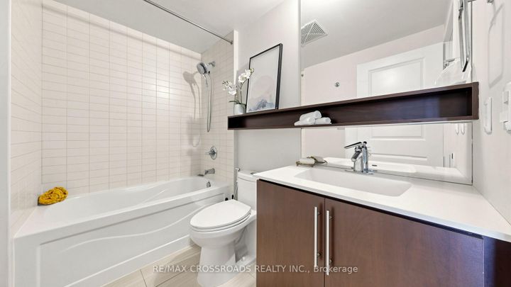 Photo 14 at 1401 - 2885 Bayview Avenue, Bayview Village, Toronto