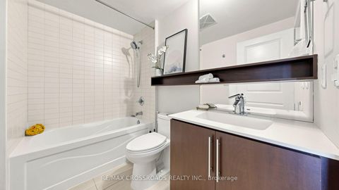 Photo 14 at 1401 - 2885 Bayview Avenue, Bayview Village, Toronto