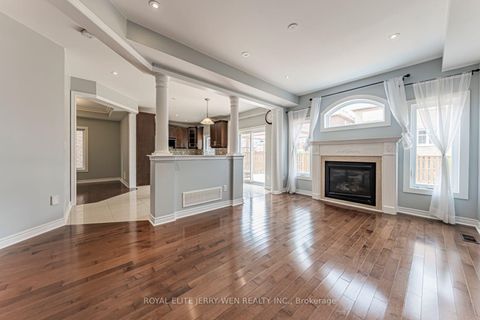 Photo 4 at 176 District Avenue, Patterson, Vaughan