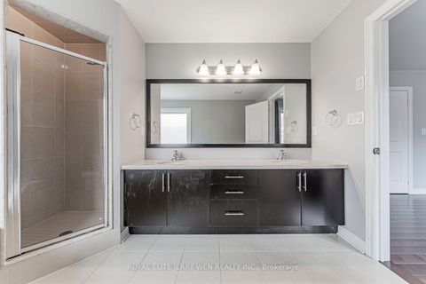 Photo 21 at 176 District Avenue, Patterson, Vaughan