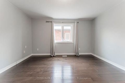 Photo 23 at 176 District Avenue, Patterson, Vaughan