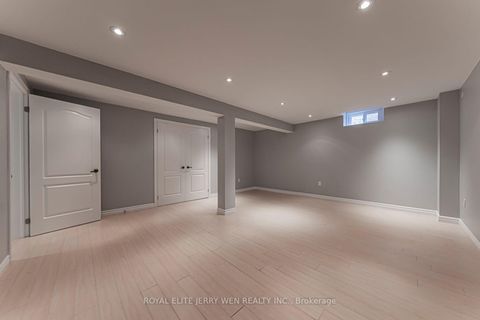 Photo 27 at 176 District Avenue, Patterson, Vaughan