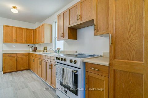 Photo 11 at 94 Wiley Avenue, East York, Toronto