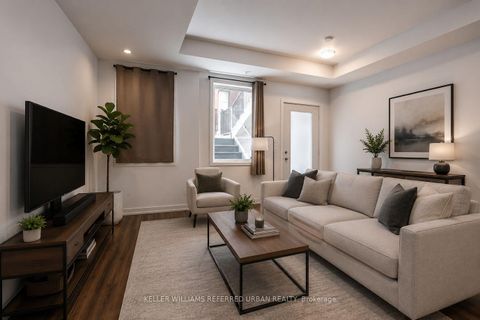 Photo 2 at 3B - 867 Wilson Avenue, CFB, Toronto