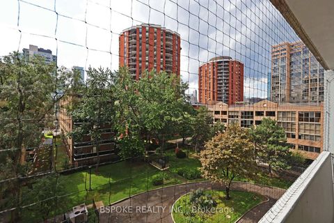 Photo 15 at 609 - 40 Homewood Avenue, South St. James Town, Toronto