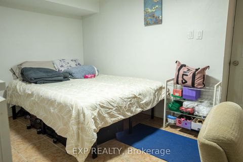 Photo 14 at 971 Lansdowne Avenue, Junction, Toronto