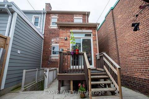 Photo 16 at 971 Lansdowne Avenue, Junction, Toronto