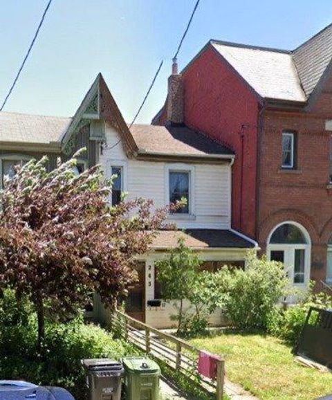 Photo 8 at 243 Lippincott Street, University, Toronto