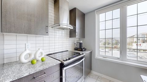 Photo 7 at 189 Harding Park Street, Glenway Estates, Newmarket