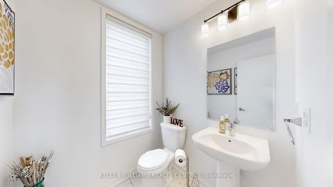 Photo 9 at 189 Harding Park Street, Glenway Estates, Newmarket