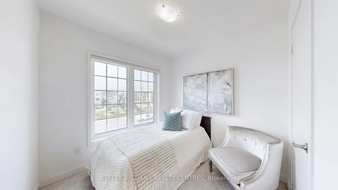 Photo 15 at 189 Harding Park Street, Glenway Estates, Newmarket